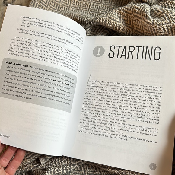 2 Book Bundle Jillian Michaels Master Your Metabolism and Making The Cut Health - Picture 14 of 15